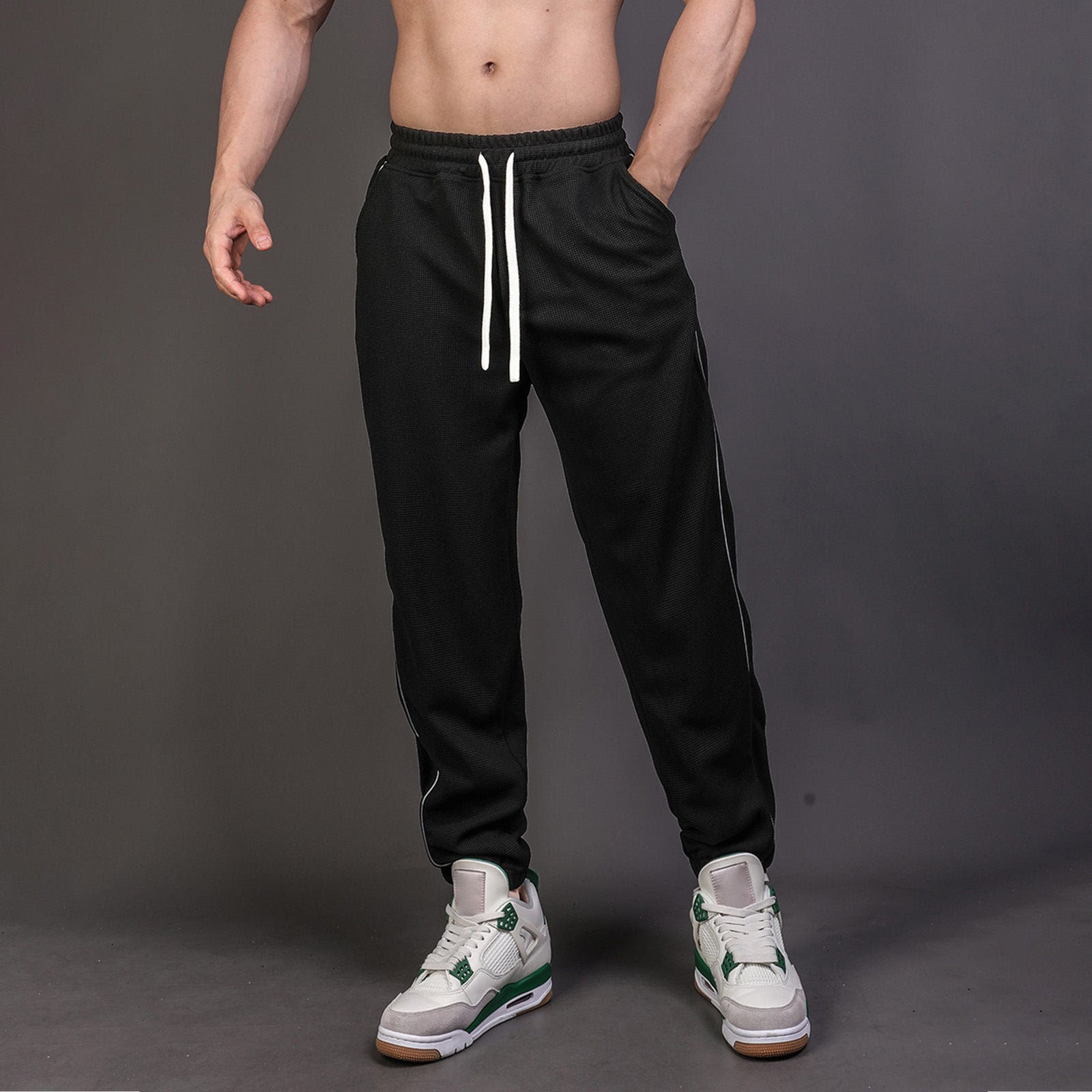 Outdoor Reflective Cuffed Loose Trousers