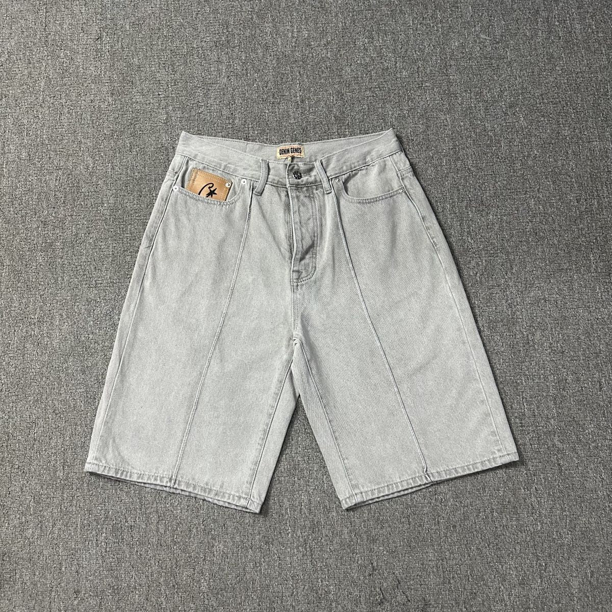 Alcatraz five-pointed star embroidered washed denim shorts