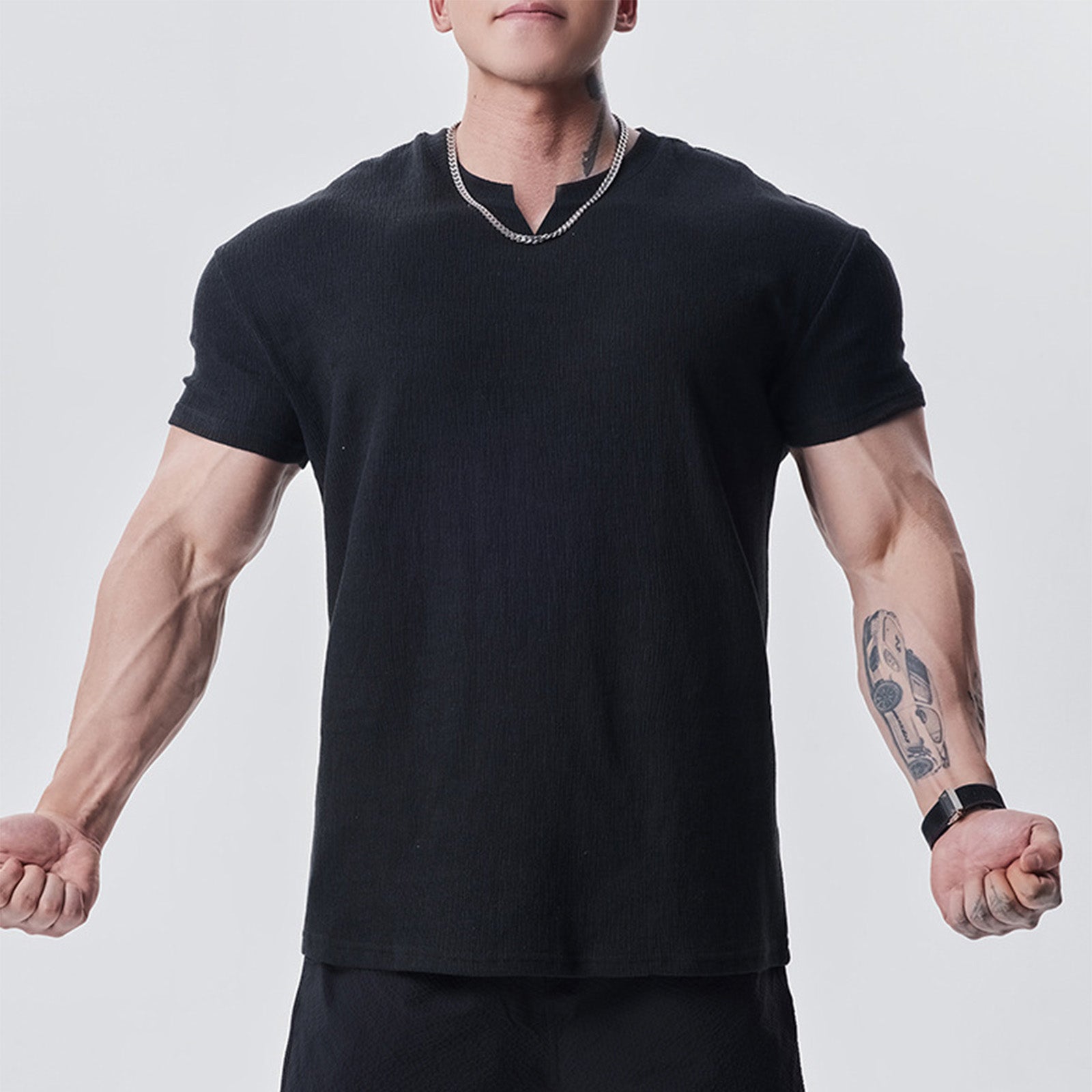 High-End Textured Breathable Solid V-Neck Short-Sleeve T-Shirt