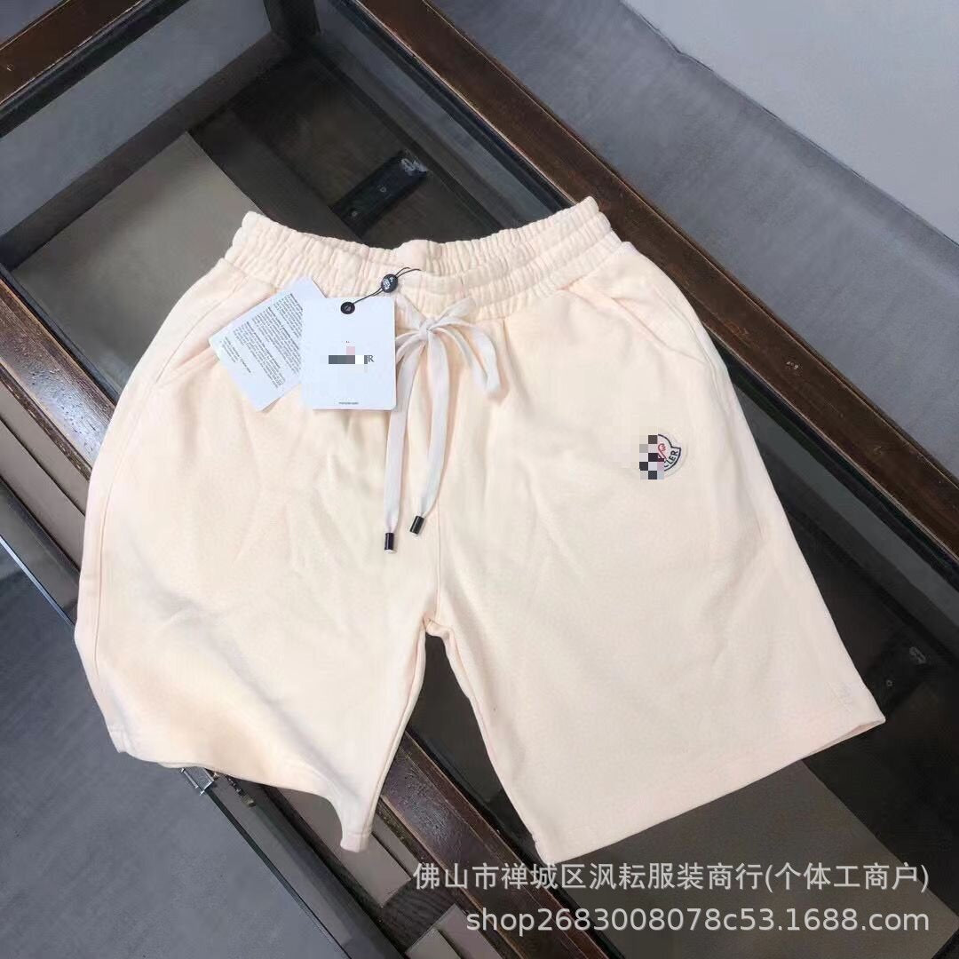 Black and white relaxed-fit quick-dry five-quarter shorts