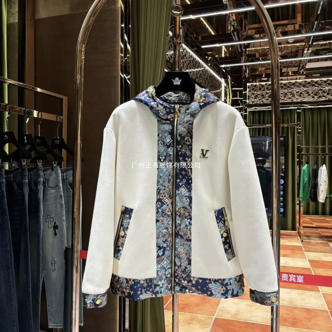 Spring New Design Light Luxury Men's Connecting Splicing Jacket - Versatile