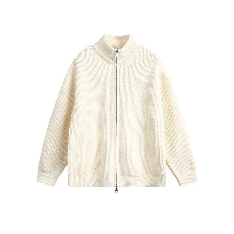 Apricot color