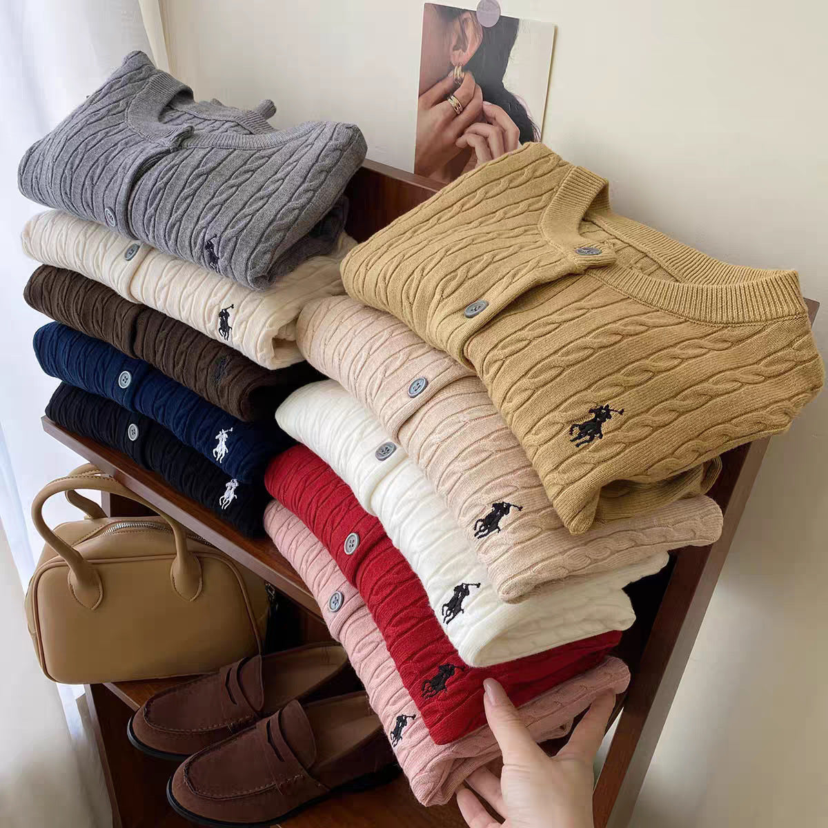 Khaki color