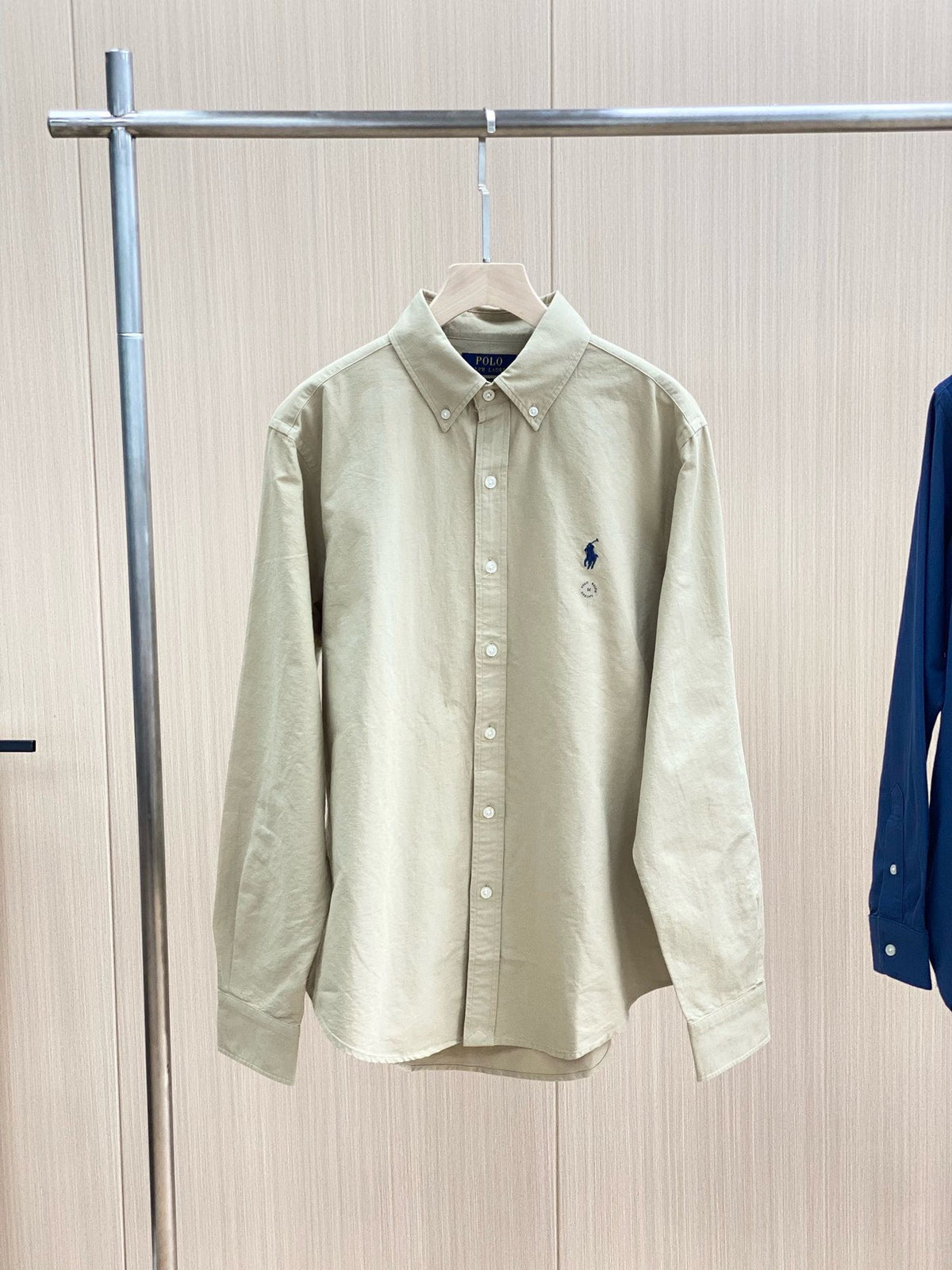 Classic long sleeve cotton Oxford shirt for men