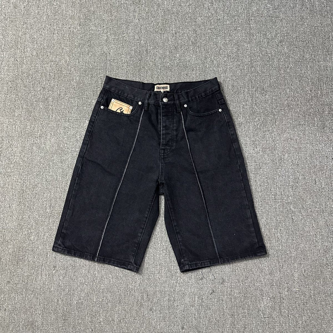 Alcatraz five-pointed star embroidered washed denim shorts