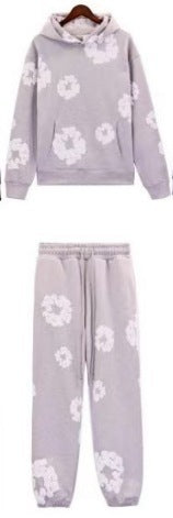 Floral foam-print pullover hoodie with hood and relaxed fit