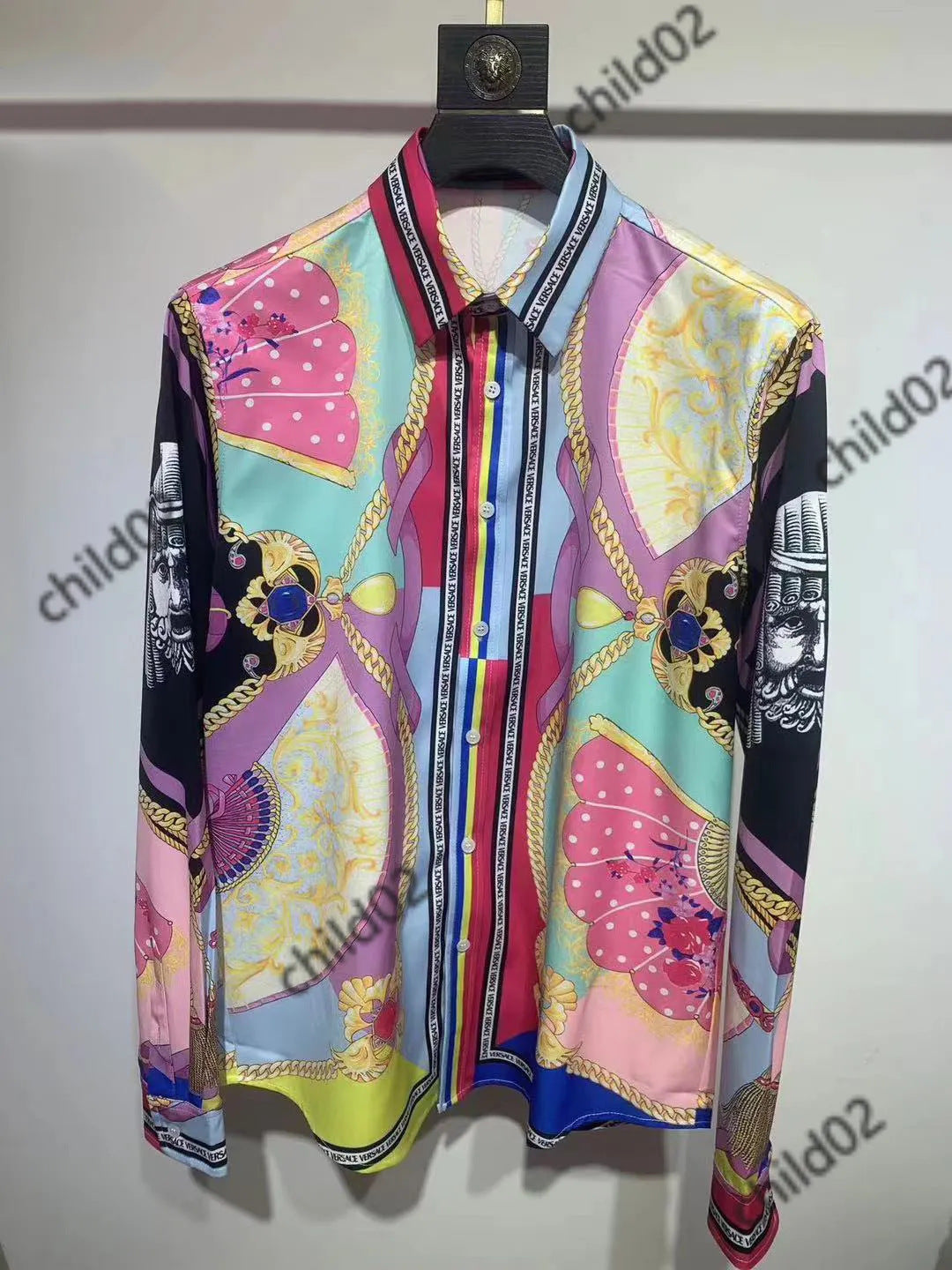 Baroque-print short-sleeve shirt with 3D lapel detail
