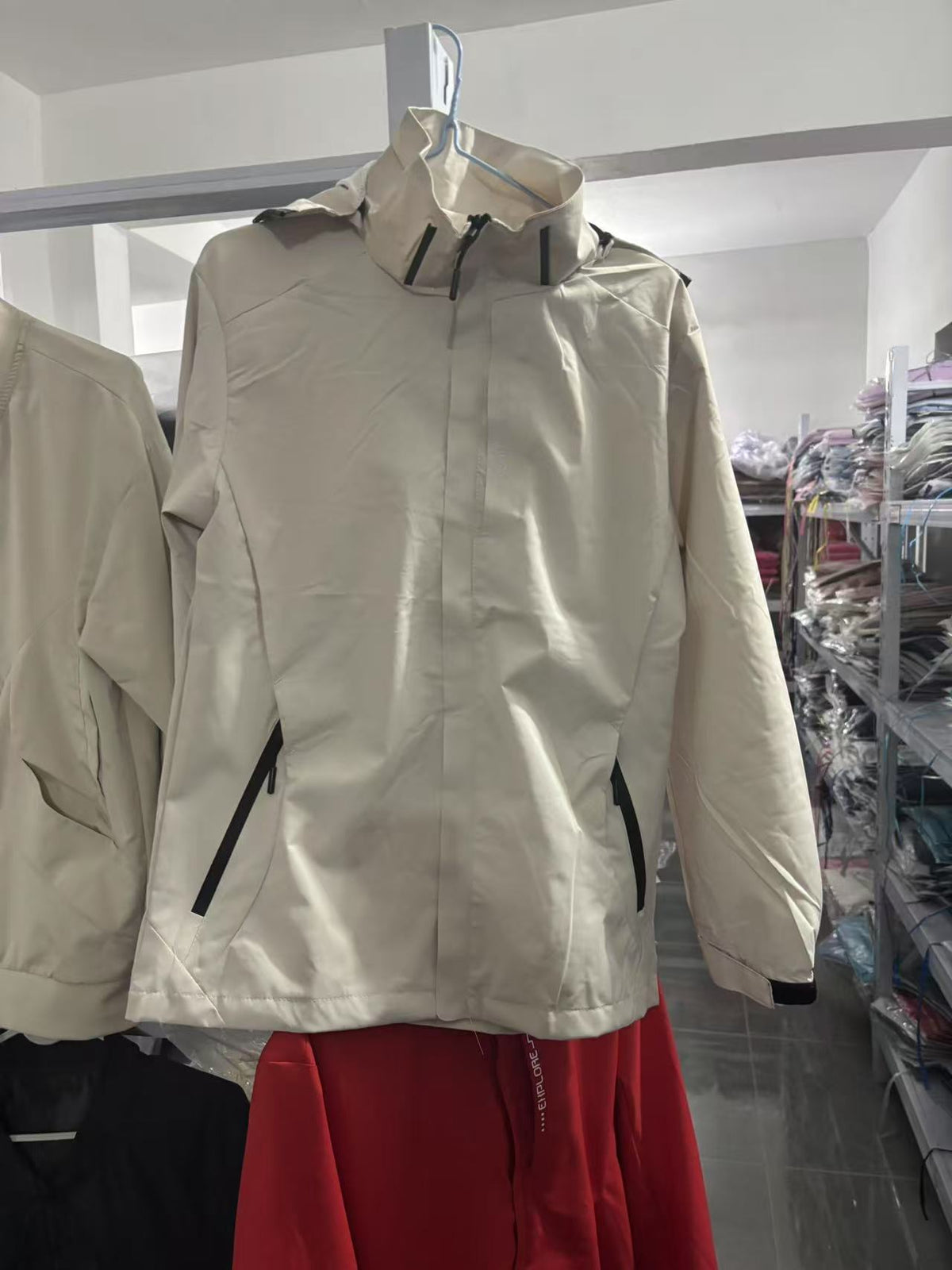 3-in-1 Detachable Windproof Insulated Hiking Jacket