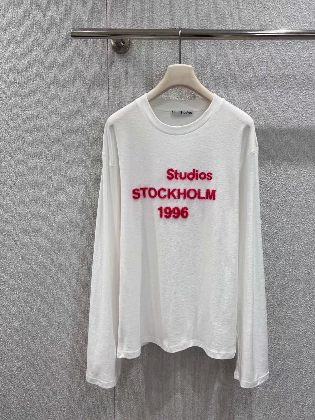 Spring and summer men and women round-necked high-quality sweatshirts