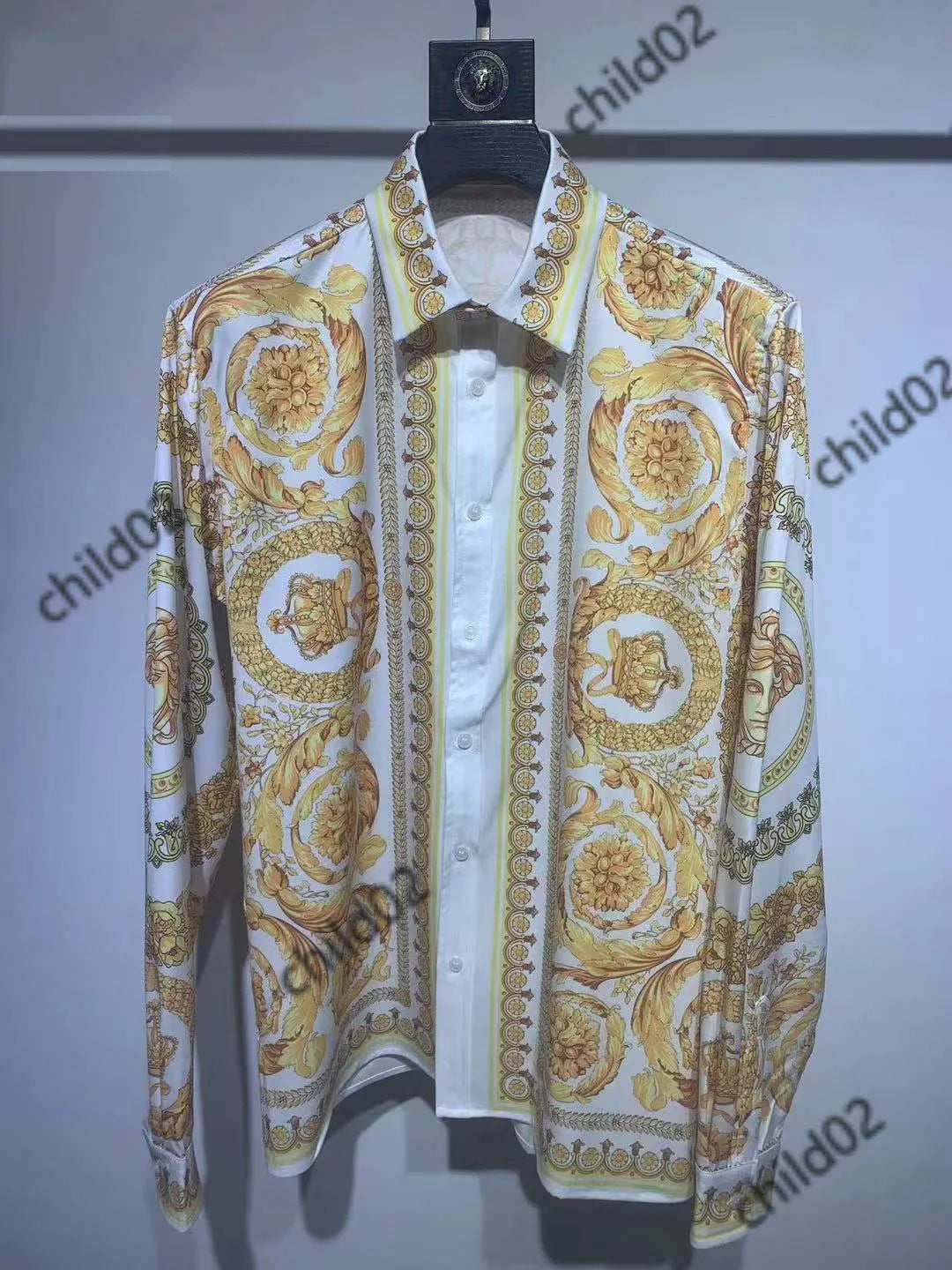 Baroque-print short-sleeve shirt with 3D lapel detail