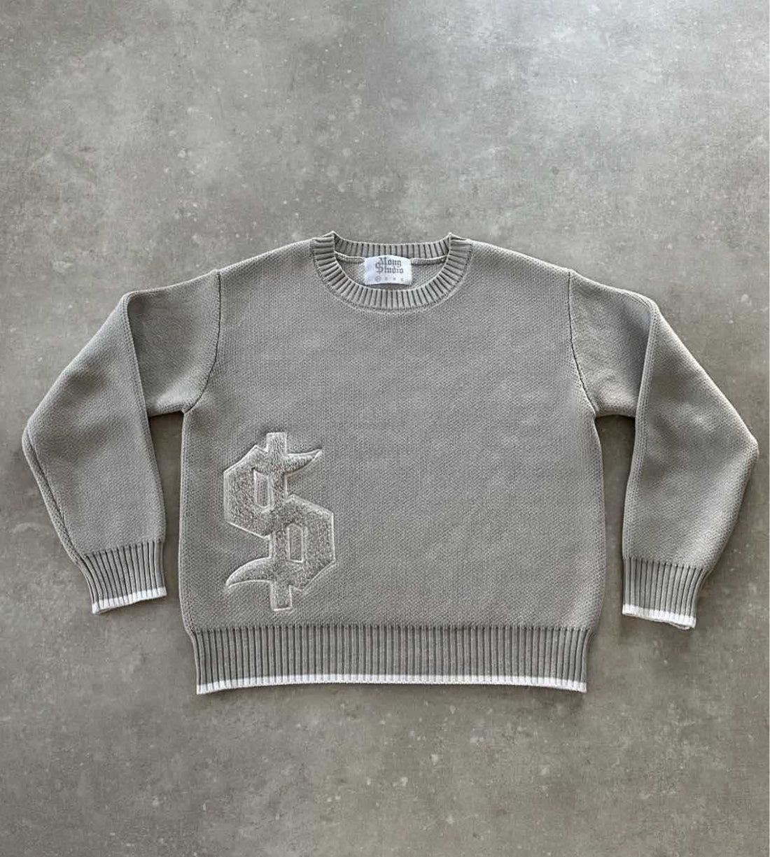 Retro oversized crewneck sweater with embroidered dollar sign