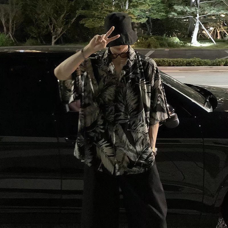 Tropical leaf print short sleeve button up shirt