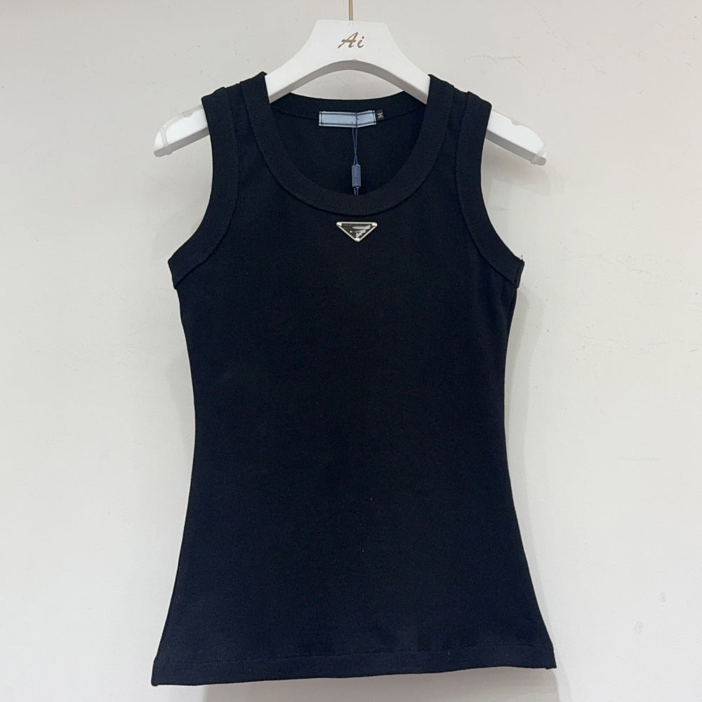 Women's Ribbed Scoop Neck Tank Top – Slim Fit Sleeveless Summer Vest with Triangle Logo Plaque, White