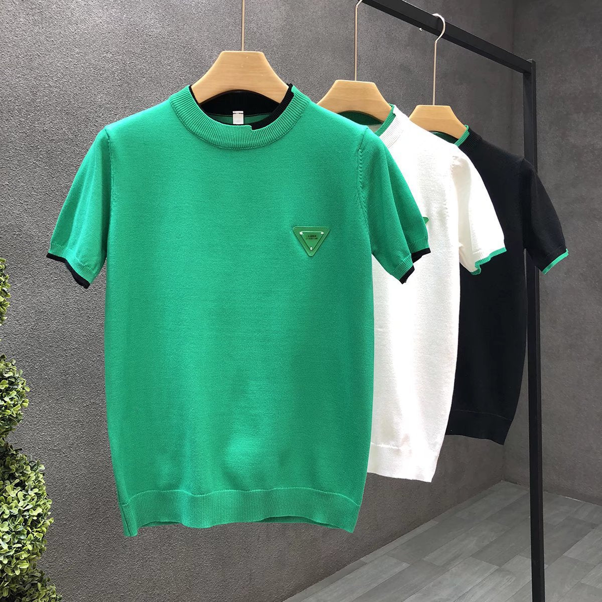 White Black Green Relaxed-Fit Knit Sweater with Ribbed Crew Neck