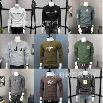 Crew Neck Sweatshirt with Equestrian Knight Print