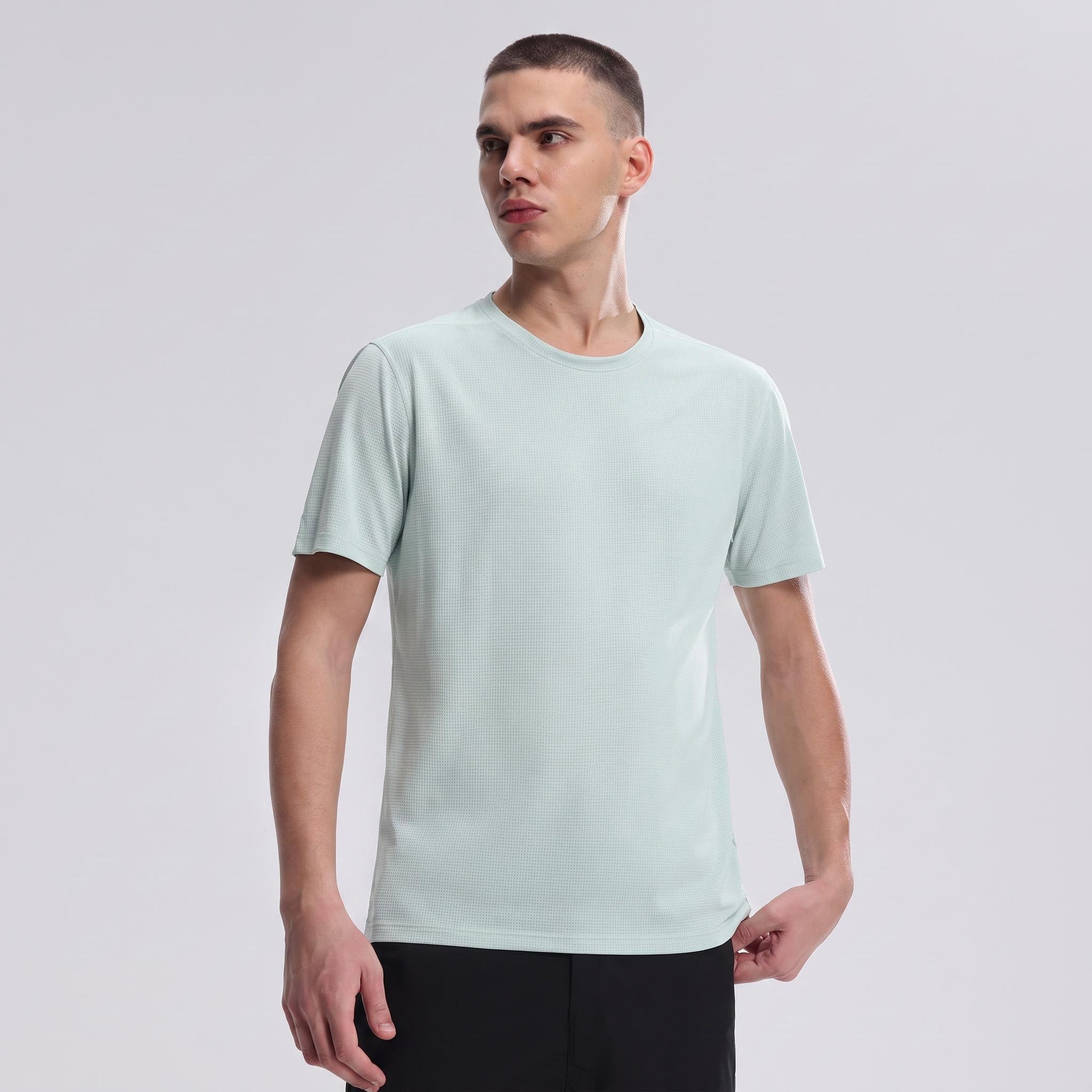 Alpinario Men's Breathable Quick-Dry Performance T-Shirt