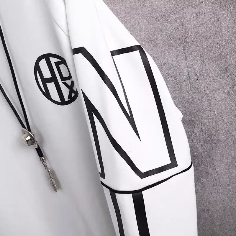 Oversized crewneck sweatshirt with white sleeve stripes