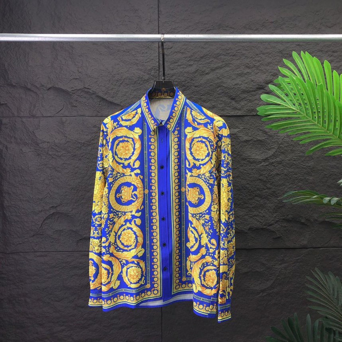 Fashionable Ver long sleeved shirt with 3D letter print pattern, unisex cardigan