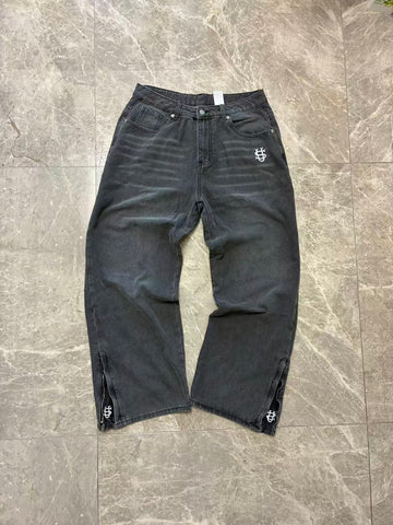 Men's Vintage Washed Denim Jeans, Straight Leg Fit With US Style Embroidery For