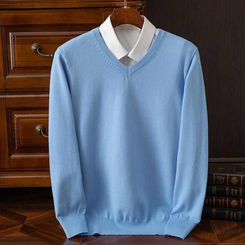 V-neck knit pullover sweater for autumn and winter