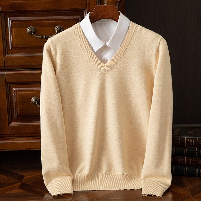 V-neck knit pullover sweater for autumn and winter