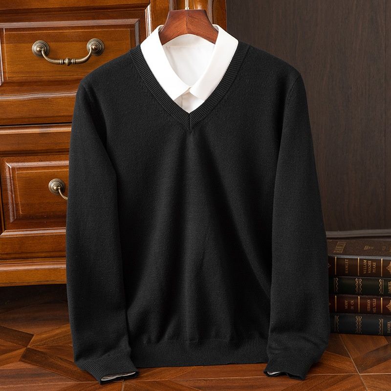 V-neck knit pullover sweater for autumn and winter